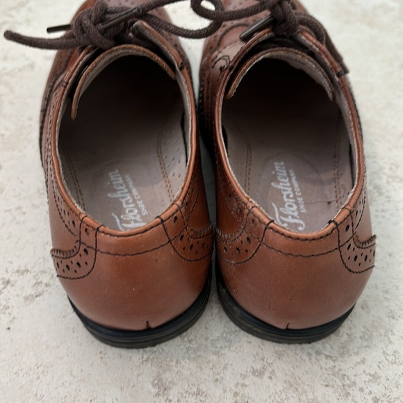 Excellent Christmas dress up Boys’ Wing tips - size 12 - Picture 3 of 6